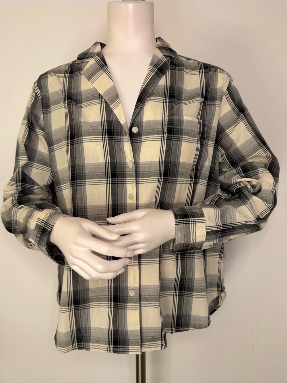 Gapbody Plaid Button-Down Shirt in Black and Cream